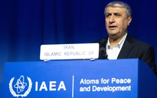 Iran sẵn sàng pha loãng uranium để được gỡ trừng phạt