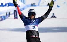 Vận động viên lớn tuổi nhất giành HCV Olympic mùa đông 2026