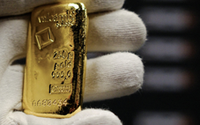 Thái Lan siết mua bán vàng để kiềm đà tăng đồng baht