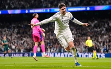 Valverde lập hat-trick, Real Madrid nhấn chìm Man City