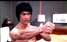 'Nhất thốn quyền' của Lý Tiểu Long có mạnh bằng cú đấm boxing hạng nặng?