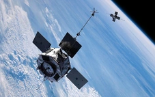 Vệ tinh NASA đột ngột rơi sớm hơn dự báo, mảnh vỡ có thể lao xuống Trái đất