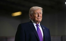 Giá dầu vượt 100 USD/thùng, ông Trump khẳng định 'sẽ giảm mạnh'