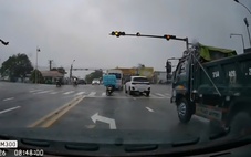 Đèn xanh 34 giây bất ngờ chuyển sang đèn vàng, làm sao kịp trở tay?