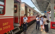 Ngành đường sắt giảm giá vé tàu 3% sau khi tăng 10%