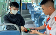 Thí điểm không in vé giấy trên 16 tuyến xe buýt, hành khách đi lại thế nào?