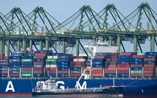 Cú sốc giá dầu đe dọa doanh nghiệp vừa và nhỏ Đông Nam Á