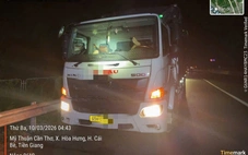 Cục CSGT xử phạt nhiều trường hợp dừng xe sai quy định trên cao tốc