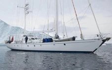 Du thuyền hơn 36 tỉ đồng được rao bán với giá ngang ly cà phê