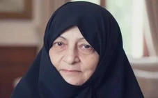 Hãng tin Fars: Vợ cố lãnh tụ tối cao Ali Khamenei vẫn còn sống