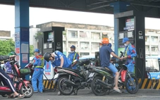 Vì sao giá xăng dầu điều chỉnh ba phiên liên tiếp, dầu bật tăng mạnh trở lại?