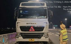 Nhiều tài xế dừng, đỗ sai quy định trên cao tốc bị lập biên bản