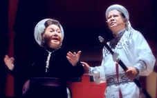 Khán giả chia sẻ clip Ngọc Giàu, Thanh Nam hát Tiếng trống Mê Linh