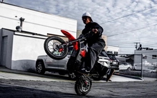 Xe máy điện giá chỉ ngang Honda Air Blade: Chạy 80km/h, đi gần 100km/sạc, nhưng một điểm trừ lớn