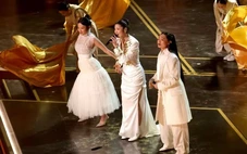 Đang trao giải Oscar: K-pop Demon Hunters giành giải nhạc phim