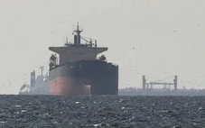 Ông Trump muốn lập ‘Liên minh Hormuz’, tính chiếm đảo dầu mỏ Kharg của Iran