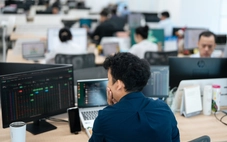 VN-Index 'hụt hẫng' cuối phiên: DGC tiếp tục nằm sàn, STB giảm sâu