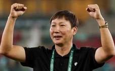 FIFA đăng thông điệp thú vị về ông Kim Sang Sik sau vụ Malaysia