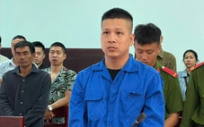 Đánh CSGT đang điều tiết giao thông giữa trời mưa lũ, bị phạt 12 tháng tù