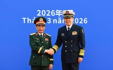 Đại tướng Phan Văn Giang sang Trung Quốc, bắt đầu dự Giao lưu hữu nghị quốc phòng biên giới