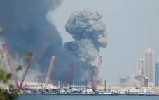 Đọc nhanh 2-3: Vàng bạc cùng giá dầu tăng vọt, thấp thỏm chứng khoán trong nước