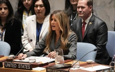 Tin tức thế giới 3-3: Bà Melania Trump chủ trì họp Hội đồng Bảo an; Giá dầu tăng cao