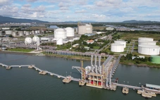 Sập cầu dẫn khiến lô hàng LPG từ Trung Đông giao về Việt Nam tạm dừng, PVGas lo tìm nguồn mới