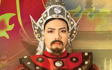 Bốn Chuông vàng vọng cổ trong Tiếng trống Mê Linh