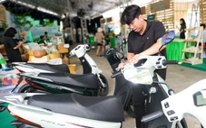 Thủ tướng: Sử dụng tiết kiệm xăng dầu, năng lượng, khuyến khích chuyển sang xe điện