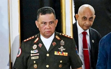 Venezuela thay toàn bộ dàn lãnh đạo quân đội cấp cao