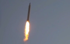 Chiến sự Trung Đông sáng 22-3: Iran tấn công nơi có cơ sở hạt nhân của Israel, 100 người bị thương