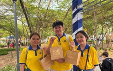 Gian hàng Việt Nam Xanh khơi gợi bạn trẻ bắt đầu từ những thay đổi nhỏ