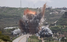 Israel chỉ đạo san bằng miền nam Lebanon, IRGC dọa đóng hoàn toàn eo biển Hormuz