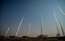 Mỹ theo dõi tên lửa và drone Iran bằng cách nào?