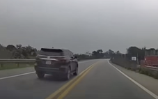 Xe biển xanh của cơ quan hành chính tỉnh lấn làn ngược chiều trên cao tốc, tài xế bị xử phạt