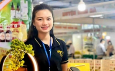 Đưa trầm hương ra biển lớn