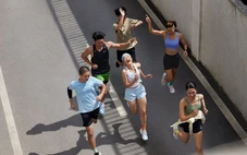 Phong trào chạy bộ bùng nổ, đồng hồ thông minh thay đổi để bắt nhịp