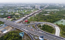 Chủ tịch UBND TP.HCM chỉ đạo tăng tốc các dự án kết nối sân bay Long Thành