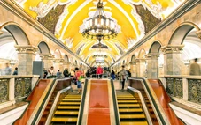 Nga xem xét nới lỏng thị thực để thu hút du khách Việt Nam