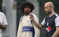 Tuyển thủ Bangladesh từng đá Ngoại hạng Anh đã đến Việt Nam