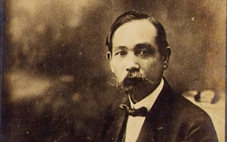 Tiếp nối ngọn đèn khai minh của Phan Châu Trinh