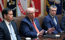 Ông Trump nói kiểm soát dầu của Iran là 'một lựa chọn'