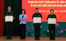 Biên phòng Tây Ninh xóa mù chữ, nuôi ăn học gần 3.000 học sinh biên giới