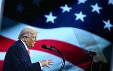 Chiến sự Trung Đông 28-3: Ông Trump đùa Hormuz là 'eo biển Trump'; Israel đánh cơ sở hạt nhân Iran