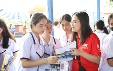 Tư vấn tuyển sinh ở Cà Mau: Học sinh không hỏi điểm, 'truy' bản chất ngành nghề