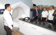 Bệnh viện Ung bướu Cần Thơ tiếp nhận máy xạ trị 105 tỉ đồng, tăng năng lực điều trị ung thư