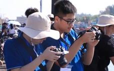 200 học trò TP.HCM 'đua' sáng tác ảnh tại Bình Châu - Hồ Cốc