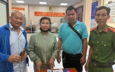Công an hỗ trợ, hành khách nhận lại được túi xách có tài sản hơn 3 tỉ đồng để quên trên taxi