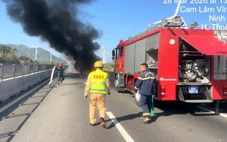 Xe tải bốc cháy trên cao tốc Cam Lâm - Vĩnh Hảo, hàng hóa bị thiêu rụi