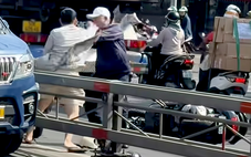 Làm rõ clip hai người đánh nhau trên đường Trường Chinh trong lúc chạy xe